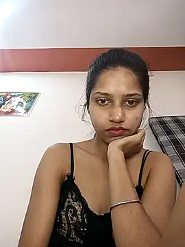 RAYI_A nude strip on cam for live sex chat