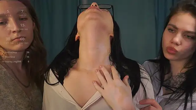 DarlineDockray nude strip on cam for live sex chat