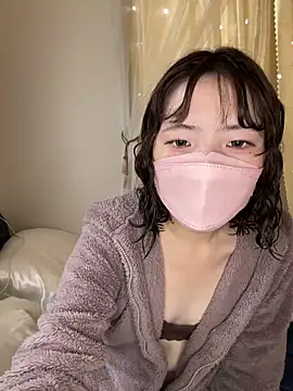 Nanii-nyan nude strip on cam for live sex chat