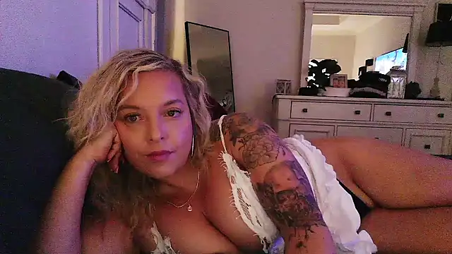 JennaLynn785 nude strip on cam for live sex chat