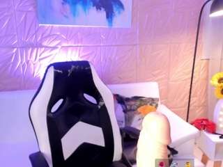 MAGICCRISTALL Nude Sex Cams, Live Sex, Free Porn Chat