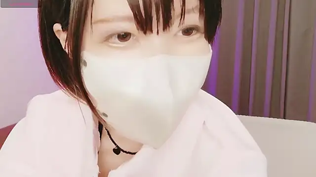 Minyami- nude strip on cam for live sex chat