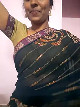Riyaa_telugu nude strip on cam for live sex chat