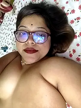 Cute__Lisa nude strip on cam for live sex chat