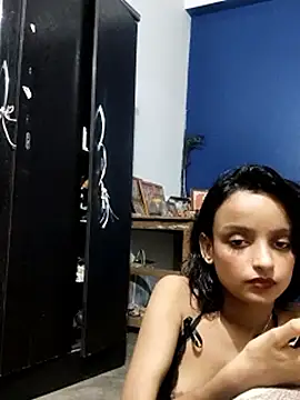LARAfun nude strip on cam for live sex chat
