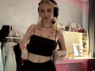 LuisDelusia Nude Sex Cams, Live Sex, Free Porn Chat