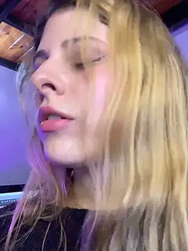 FlorBich nude strip on cam for live sex chat