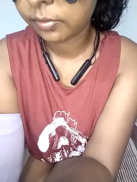 Sexy-Ashu nude strip on cam for live sex chat
