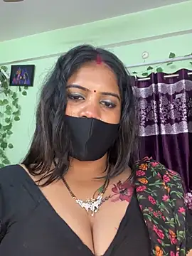 V-Hot-Sweti nude strip on cam for live sex chat