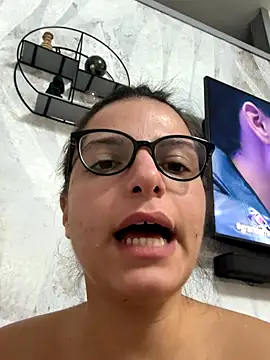 Coupleorny nude strip on cam for live sex chat