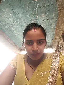 Naughty-Priyanka nude strip on cam for live sex chat