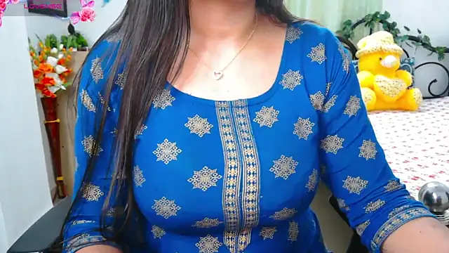 ThyAnvi nude strip on cam for live sex chat