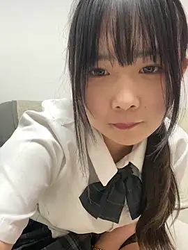 Tiantian-26 nude strip on cam for live sex chat