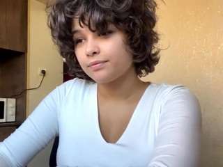 KristyKamakea Nude Sex Cams, Live Sex, Free Porn Chat