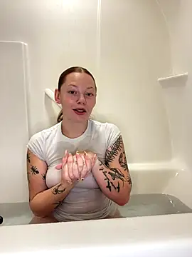 Kelsred12 nude strip on cam for live sex chat