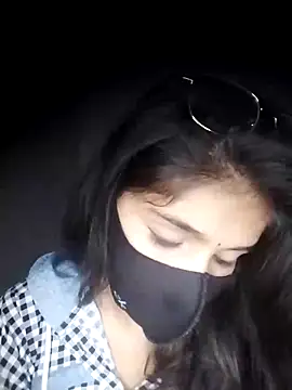 Sexey-Puja nude strip on cam for live sex chat