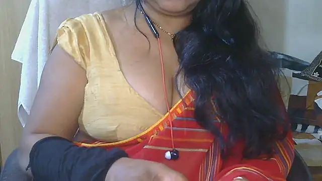 Cute_Ruhi99 nude strip on cam for live sex chat