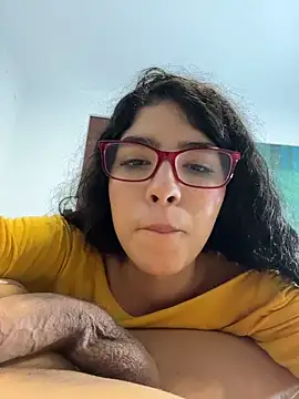 Dani_bela nude strip on cam for live sex chat