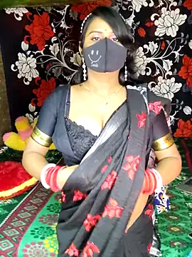 Hotshilpa nude strip on cam for live sex chat