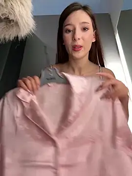 LilluKatten nude strip on cam for live sex chat