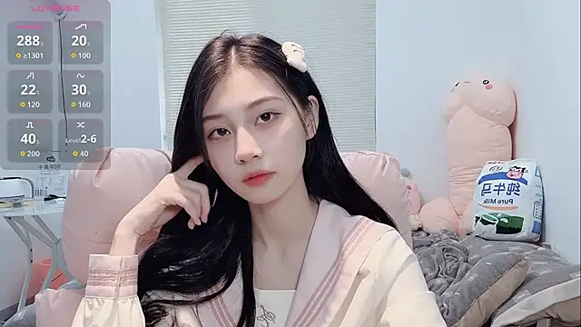 Lris-Beauty nude strip on cam for live sex chat