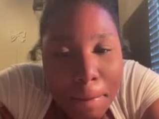 Peachy_kinz Nude Sex Cams, Live Sex, Free Porn Chat