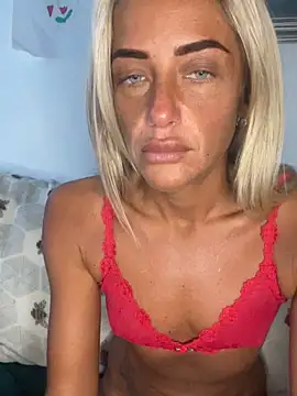 ScarlettGold_ nude strip on cam for live sex chat
