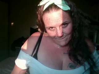 TrixieLynn69 Nude Sex Cams, Live Sex, Free Porn Chat