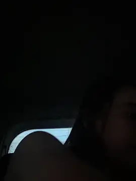 Elaarajim nude strip on cam for live sex chat
