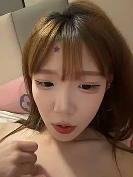 Linlian3 nude strip on cam for live sex chat
