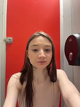 Hiding-mila nude strip on cam for live sex chat