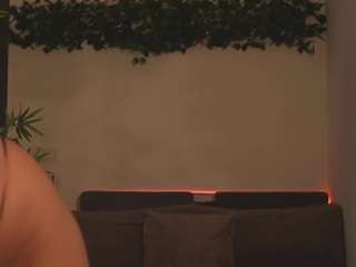 JayleeKrys Nude Sex Cams, Live Sex, Free Porn Chat