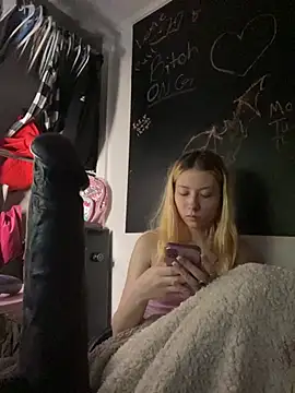 Spoilmedaddy732 nude strip on cam for live sex chat