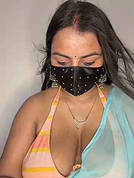 Hot8178 nude strip on cam for live sex chat