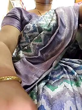 Indianhotwife639 nude strip on cam for live sex chat