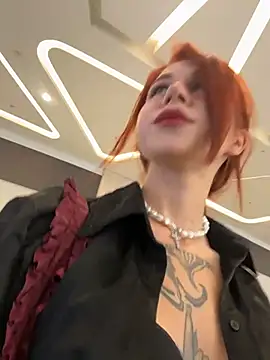 RosieDesire nude strip on cam for live sex chat